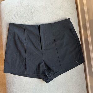 Black High-Waisted Pleated Women's Shorts